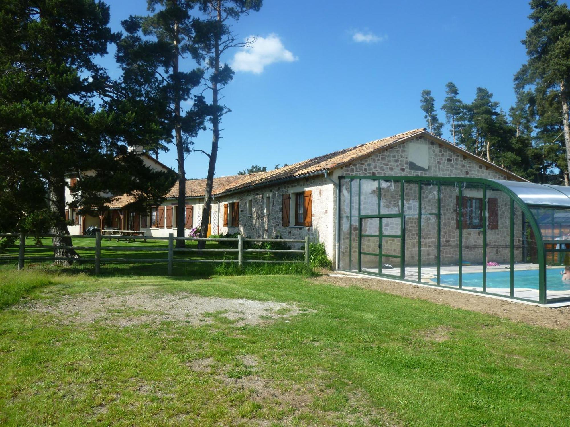 Auberge Les Volpilieres Ruynes-en-Margeride Экстерьер фото