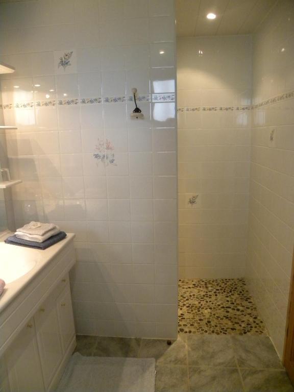 Auberge Les Volpilieres Ruynes-en-Margeride Номер фото